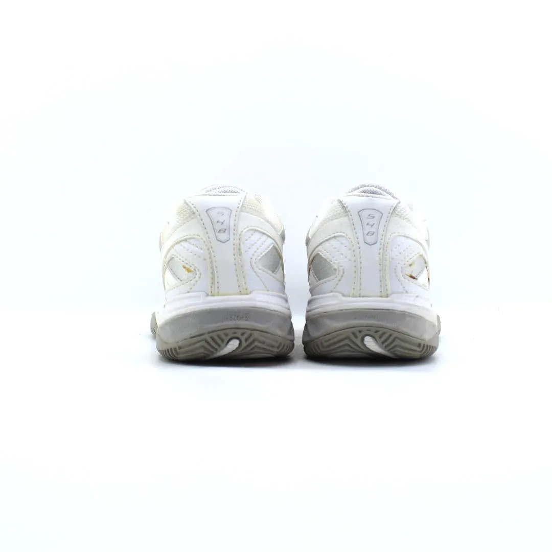 NEW BALANCE 548